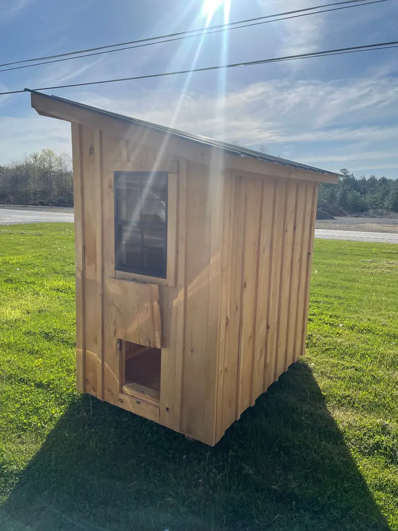 Portable 4' X 6' Chicken Coop For Trailers Or Backyard Use 1